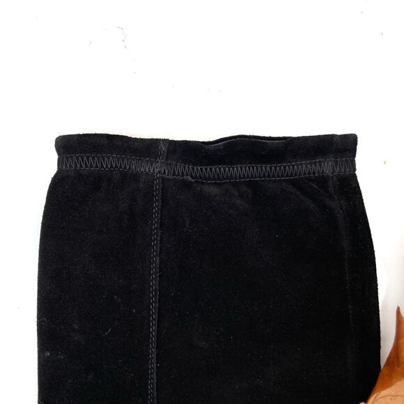 Paul Green Black Suede Over-the-Knee Boots | Equestrian Chic Meets Euro Street - Picture 14 of 16